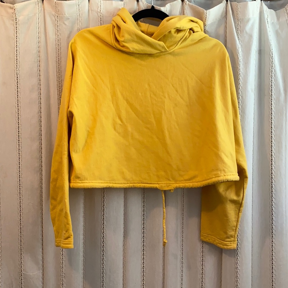 Lululemon “the lab” cropped yellow hoodie size 8